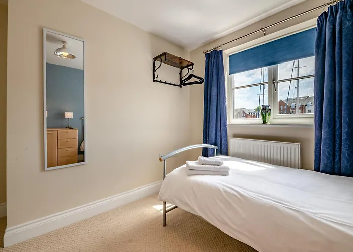 The Signal House בית נופש וויטבי