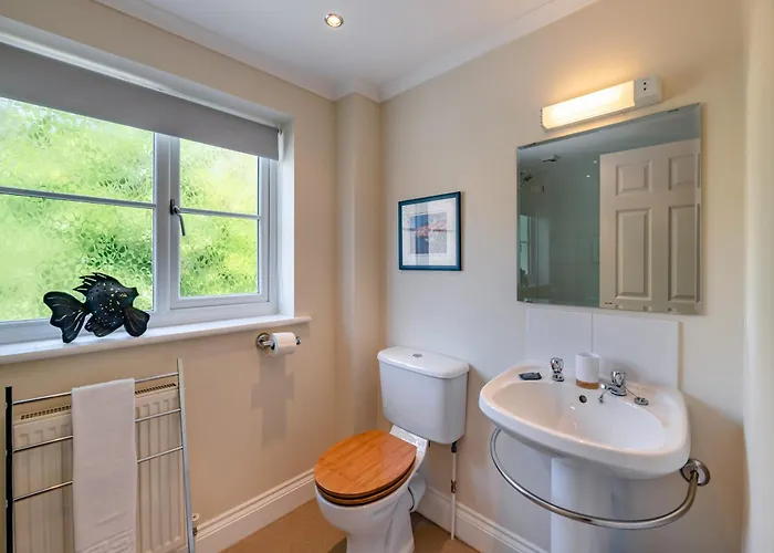 The Signal House בית נופש וויטבי